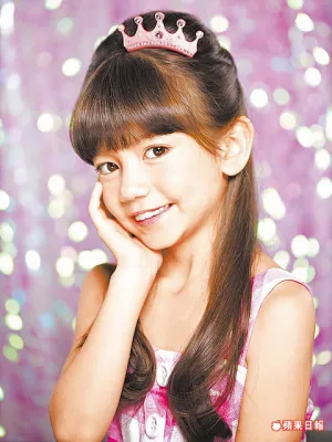 Ella是蘋果日報的小麻豆